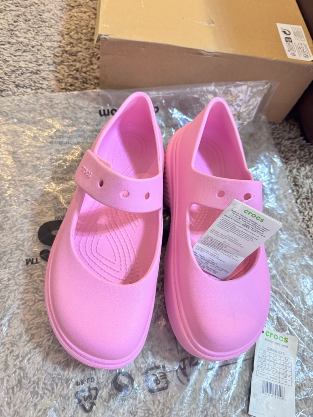 Crocs Stomp Mary Jane Clog in Pink